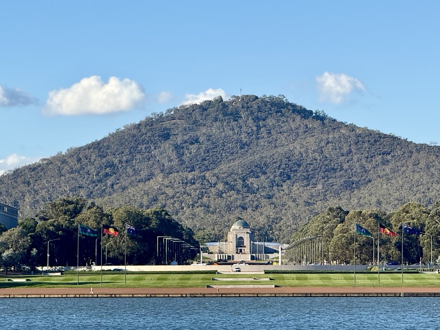 Canberra Lake View